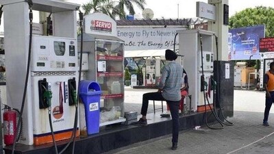 In Chennai, petrol sells at ₹102.63 while diesel is at ₹94.24 a litre. (Representative) In Chennai, petrol sells at ₹102.63 while diesel is at ₹94.24 a litre. (Representative)