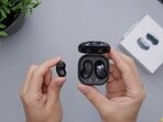 Earbuds under  <span class='webrupee'>₹</span>2,500 help in cancelling background noises.