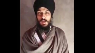 In the video, Amritpal Singh makes an appeal to the Sikh community.