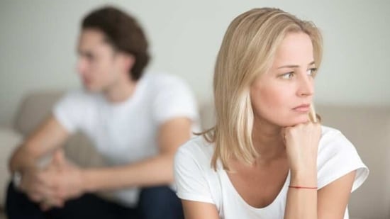 Reflect on the reasons for the estrangement: It is important to identify and understand the reasons that led to the estrangement. Reflect on your own actions and how they may have contributed to the situation. Try to see things from the other person's perspective and acknowledge any mistakes you may have made.(Unsplash)