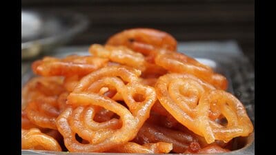 “Jilabi” is a popular sweet in the south and west Asia and Africa. H (HT) “Jilabi” is a popular sweet in the south and west Asia and Africa. H (HT)