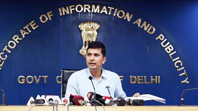 Delhi health minister Saurabh Bhardwaj addresses a press conference in New Delhi on Thursday. (Sanjeev Verma/HT Photo) Delhi health minister Saurabh Bhardwaj addresses a press conference in New Delhi on Thursday. (Sanjeev Verma/HT Photo)