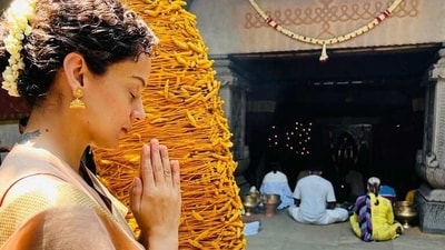 Kangana Ranaut inside the temple premises as she offered a prayer on Ram Navami. The actor often shares glimpses of herself performing pooja. Kangana Ranaut inside the temple premises as she offered a prayer on Ram Navami. The actor often shares glimpses of herself performing pooja. 