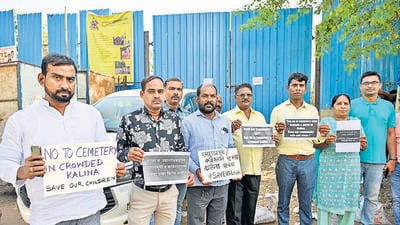 Mumbai, India - March 30, 2023: People stage a silent protest against the construction of the Muslim cemetery and Hindu crematorium, near St. Mary's High School and Junion College, Kalina, at Santacruz (East), in Mumbai, India, on Thursday, March 30, 2023. (Photo by Vijay Bate/HT Photo) (HT PHOTO) Mumbai, India - March 30, 2023: People stage a silent protest against the construction of the Muslim cemetery and Hindu crematorium, near St. Mary's High School and Junion College, Kalina, at Santacruz (East), in Mumbai, India, on Thursday, March 30, 2023. (Photo by Vijay Bate/HT Photo) (HT PHOTO)