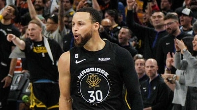 Stephen Curry #30 of the Golden State Warriors (Getty Images via AFP)