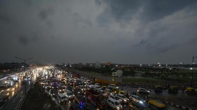 Traffic jam near Akshardham temple due to heavy rain on Thursday. (Raj K Raj/HT Photo) Traffic jam near Akshardham temple due to heavy rain on Thursday. (Raj K Raj/HT Photo)
