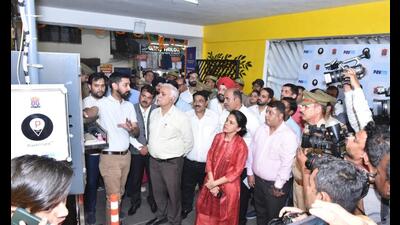 UP chief secretary Durga Shankar Mishra inaugurated the service on Thursday. (Sourced) UP chief secretary Durga Shankar Mishra inaugurated the service on Thursday. (Sourced)