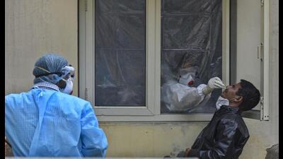 A total of 380 samples were tested over the past 24 hours and 21 turned out positive, causing the daily positivity rate to jump from 3.46% on Thursday to 5.53% on Friday. (HT File Photo) A total of 380 samples were tested over the past 24 hours and 21 turned out positive, causing the daily positivity rate to jump from 3.46% on Thursday to 5.53% on Friday. (HT File Photo)