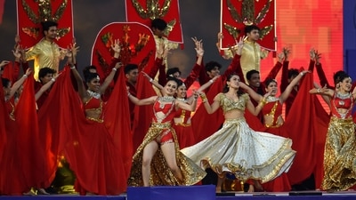 Bollywood actress Rashmika Mandanna (C,R) performs for the opening ceremony before the start of first match of the Indian Premier League (IPL) Twenty20 cricket match between Gujarat Titans and Chennai Super Kings at the Narendra Modi Stadium in Ahmedabad on March 31, 2023. (Photo by Punit PARANJPE / AFP) / IMAGE RESTRICTED TO EDITORIAL USE - STRICTLY NO COMMERCIAL USE (AFP) Bollywood actress Rashmika Mandanna (C,R) performs for the opening ceremony before the start of first match of the Indian Premier League (IPL) Twenty20 cricket match between Gujarat Titans and Chennai Super Kings at the Narendra Modi Stadium in Ahmedabad on March 31, 2023. (Photo by Punit PARANJPE / AFP) / IMAGE RESTRICTED TO EDITORIAL USE - STRICTLY NO COMMERCIAL USE (AFP)