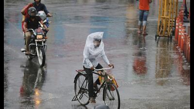 Many parts of UP received showers on Friday with Banda recording 23.4mm rain, Kanpur 18mm, Basti 8mm, Lucknow 7mm, Hamirpur 4mm and Najibabad 3mm. (File Photo) Many parts of UP received showers on Friday with Banda recording 23.4mm rain, Kanpur 18mm, Basti 8mm, Lucknow 7mm, Hamirpur 4mm and Najibabad 3mm. (File Photo)