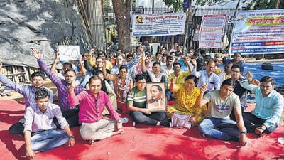 Mumbai, India - March 31, 2023: Many research students of 2021 batch from Pune's Dr. Babasaheb Ambedkar Research and Training Institute (BARTI) are protesting for almost a month, demanding research fellowships for which their proposal is pending approval since then, at Azad Maidan, in Mumbai, India, on Friday, March 31, 2023. (Photo by Anshuman Poyrekar/Hindustan Times) (Anshuman Poyrekar/HT PHOTO) Mumbai, India - March 31, 2023: Many research students of 2021 batch from Pune's Dr. Babasaheb Ambedkar Research and Training Institute (BARTI) are protesting for almost a month, demanding research fellowships for which their proposal is pending approval since then, at Azad Maidan, in Mumbai, India, on Friday, March 31, 2023. (Photo by Anshuman Poyrekar/Hindustan Times) (Anshuman Poyrekar/HT PHOTO)