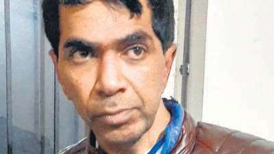 Patna, India - Jan. 9, 2020 : Underworld gangster Ejaz Lakdawala arrested by the Mumbai Police Crime Branch under Jakkanpur Police station in Patna, India, on Thursday, January 9, 2020. (Photo by / Hindustan Times) Patna, India - Jan. 9, 2020 : Underworld gangster Ejaz Lakdawala arrested by the Mumbai Police Crime Branch under Jakkanpur Police station in Patna, India, on Thursday, January 9, 2020. (Photo by / Hindustan Times)