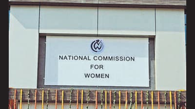 The Kerala women and child development department has written to the National Commission for Women, saying that women are eligible to exercise their franchise at 18 so asking them to wait till 21 for wedding is not right. (HT Photo) The Kerala women and child development department has written to the National Commission for Women, saying that women are eligible to exercise their franchise at 18 so asking them to wait till 21 for wedding is not right. (HT Photo)
