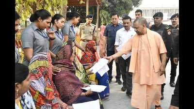 UP CM Yogi Adityanath at the Janata Darbar in Gorakhpur on Friday.. (HT) UP CM Yogi Adityanath at the Janata Darbar in Gorakhpur on Friday.. (HT)