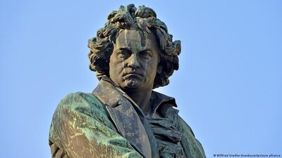 Beethoven statues exist in Vienna (above), where he lived most of his adult life, and Bonn, where he was born. (Willfried Gredler-Oxenbauer/picture alliance) Beethoven statues exist in Vienna (above), where he lived most of his adult life, and Bonn, where he was born. (Willfried Gredler-Oxenbauer/picture alliance)