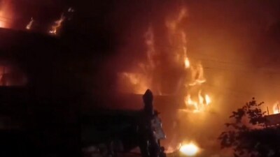 Massive fire broke out during the early hours today in AR Tower in Basmandi area in Kanpur.