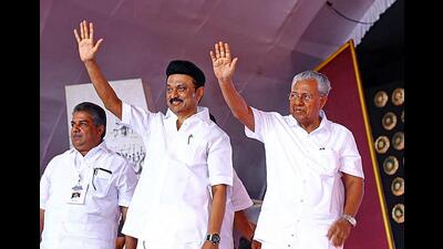 Chief ministers Pinarayi Vijayan and MK Stalin inaugurate the Vaikom Satyagraha centenary celebrations. (PTI) Chief ministers Pinarayi Vijayan and MK Stalin inaugurate the Vaikom Satyagraha centenary celebrations. (PTI)