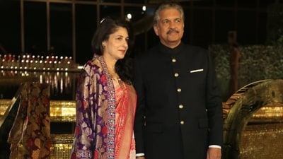 Businessman Anand Mahindra was spotted with wife Anuradha at the NMACC event. Anand Mahindra is known for his interesting posts on Twitter. (Varinder Chawla) Businessman Anand Mahindra was spotted with wife Anuradha at the NMACC event. Anand Mahindra is known for his interesting posts on Twitter. (Varinder Chawla)