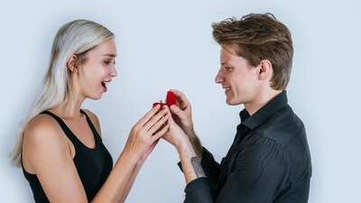 Read along to find out if Aquarians would love the way romance is. (Freepik ) Read along to find out if Aquarians would love the way romance is. (Freepik )