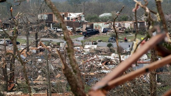 It then crossed the Arkansas River into North Little Rock and surrounding cities, where widespread damage was reported to homes, businesses and vehicles.&nbsp;(Getty Images via AFP)