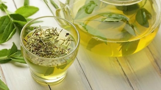 4. Protect with green tea: Green tea contains EGCG, a powerful antioxidant that protects the skin from free radical damage caused by the sun. Drinking it can also lower your risk of skin cancer. Brew a strong cup and let it cool, then use it as a toner or spray it on your face for an extra layer of sun protection.&nbsp;(Shutterstock)