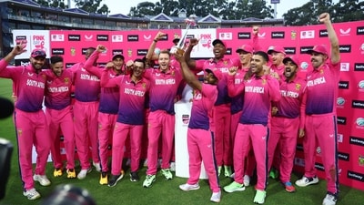 Cricket - Third One Day International - South Africa v Netherlands - Wanderers Stadium, Johannesburg, South Africa - April 2, 2023 South Africa's Temba Bavuma celebrate with a trophy and teammates after winning the game and the series REUTERS/Siphiwe Sibeko (REUTERS)