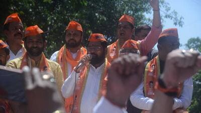 Thane, India - April, 02, 2023: Thane ShivSena (Shinde group ) and Thane BJP organized Savarkar Gaurav Yatra in Thane city on Sunday in which Maharashtra Chief Minister Eknath Shinde joined the yatra ,in Thane, in Mumbai, India, on, Sunday, April, 02, 2023. ( Praful Gangurde / HT Photo) Thane, India - April, 02, 2023: Thane ShivSena (Shinde group ) and Thane BJP organized Savarkar Gaurav Yatra in Thane city on Sunday in which Maharashtra Chief Minister Eknath Shinde joined the yatra ,in Thane, in Mumbai, India, on, Sunday, April, 02, 2023. ( Praful Gangurde / HT Photo)