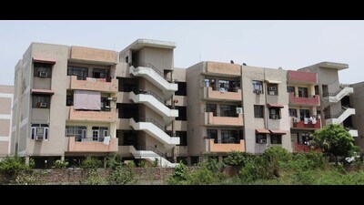 The expenditure for the elevators’ installation will be borne by the housing society residents as per the decision of the society’s governing body. (HT Photo) The expenditure for the elevators’ installation will be borne by the housing society residents as per the decision of the society’s governing body. (HT Photo)