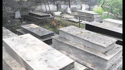 With no dedicated graveyard for the Christian community, a family in Jalandhar’s Rampur Lallian village has been denied burial of their 64-year-old member, who breathed his last on April 1. With no dedicated graveyard for the Christian community, a family in Jalandhar’s Rampur Lallian village has been denied burial of their 64-year-old member, who breathed his last on April 1.