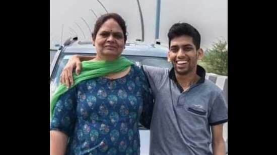 Mina Agarwal with her son (Sourced)