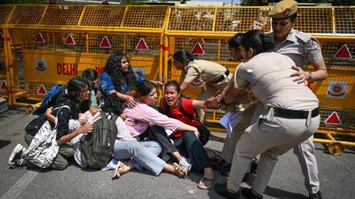During a protest at Indraprastha College on Monday. (Sanchit Khanna/HT Photo) During a protest at Indraprastha College on Monday. (Sanchit Khanna/HT Photo)