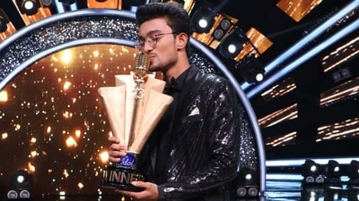 Rishi Singh wins Indian Idol 13. Rishi Singh wins Indian Idol 13.