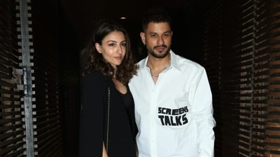 Soha Ali Khan and actor husband Kunal Kemmu also attended the Bheed dinner. While Soha was in a black dress, Kunal was in white shirt and black pants. Kunal was recently seen in a film Kanjoos Makhichoos which released online. (Varinder Chawla) Soha Ali Khan and actor husband Kunal Kemmu also attended the Bheed dinner. While Soha was in a black dress, Kunal was in white shirt and black pants. Kunal was recently seen in a film Kanjoos Makhichoos which released online. (Varinder Chawla)
