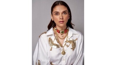 Aditi Rao Hydari served as the muse for the renowned fashion designer Rahul Mishra and picked a white shirt paired with a heavily embroidered lehenga. The ensemble was a perfect blend of traditional and contemporary styles, and Aditi carried it with utmost grace and elegance.&nbsp; (Instagram/@aditiraohydari)