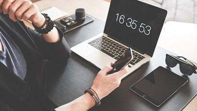 Being productive is a matter of making conscious choices and eliminating counterproductive habits. Identifying and rectifying these habits can help us achieve our daily goals and lead more satisfying lives. (Pixabay) Being productive is a matter of making conscious choices and eliminating counterproductive habits. Identifying and rectifying these habits can help us achieve our daily goals and lead more satisfying lives. (Pixabay)