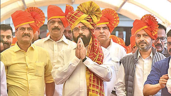 Shinde’s colleagues themselves admit that the party looks good on paper but much needs to be done on the ground if a solid organisation has to be built. Despite the jubilation about being the “real” Shiv Sena, the fact remains that the party is limited to a bunch of MLAs, MPs and a few leaders. The ground-level organisation has remained with Uddhav Thackeray. (HT PHOTO)