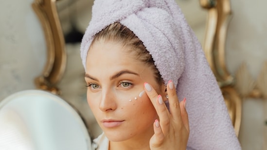 Retinol creams can do wonders for your skin if you're struggling with aging signs. (Pexels)