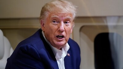 Former President Donald Trump may have found some reassurance in the handful of supporters gathered outside chanting, "We love Trump!" (Twitter) Former President Donald Trump may have found some reassurance in the handful of supporters gathered outside chanting, "We love Trump!" (Twitter)