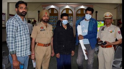 Two held after after video of assault, robbery goes viral in Ludhiana Two held after after video of assault, robbery goes viral in Ludhiana