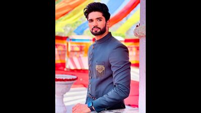 Zeeshan Khan Zeeshan Khan
