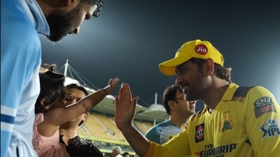 MS Dhoni spent time with LSG all-rounder K Gowtham's daughter (CSK/Twitter)