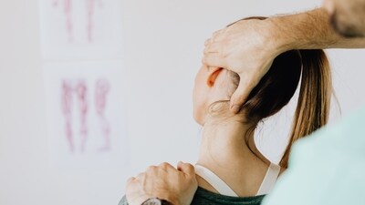 Injury: Applying excessive force to the scalp or neck can result in injuries, such as strained muscles, sprains, or even spinal cord damage. (Pexels) Injury: Applying excessive force to the scalp or neck can result in injuries, such as strained muscles, sprains, or even spinal cord damage. (Pexels)