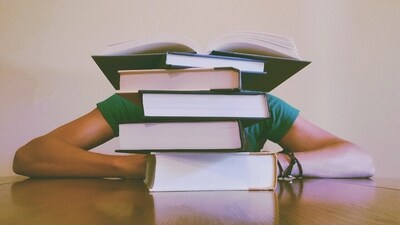 Career stress? Here's what you can do (Photo by Pixabay)