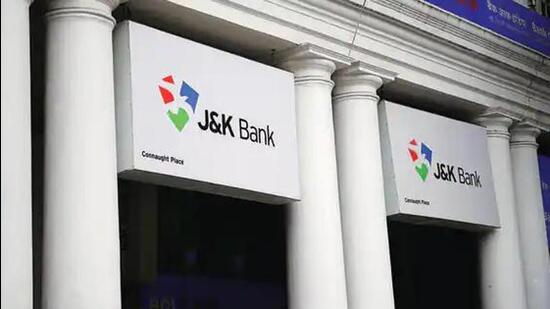 CAG pointed out “bunglings and wasteful” expenditure in Jammu and Kashmir’s largest bank. (HT File)