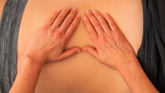 Relieves Muscle Tension and Pain: Massages can help relieve muscle tension and pain by increasing blood circulation, reducing inflammation, and releasing endorphins. Regular massages can also help improve flexibility and range of motion, leading to better overall physical health.&nbsp;(Unsplash)