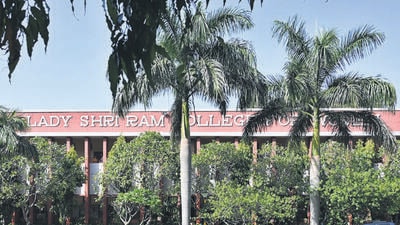 LSR College in New Delhi on Wednesday. (VIPIN KUMAR/HT PHOTO) LSR College in New Delhi on Wednesday. (VIPIN KUMAR/HT PHOTO)
