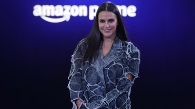 Actor Neha Dhupia wore a denim outfir to the Citadel premiere. Actor Neha Dhupia wore a denim outfir to the Citadel premiere. 
