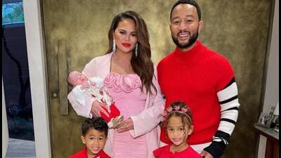 Recently, singer John Legend performed with Raja Kumari as a part of Walkers and Co Tour in Delhi and Mumbai Recently, singer John Legend performed with Raja Kumari as a part of Walkers and Co Tour in Delhi and Mumbai
