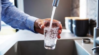 Stay hydrated: Drinking enough water during the day can help you stay hydrated and avoid dehydration-related sleep disruptions. (Unsplash) Stay hydrated: Drinking enough water during the day can help you stay hydrated and avoid dehydration-related sleep disruptions. (Unsplash)