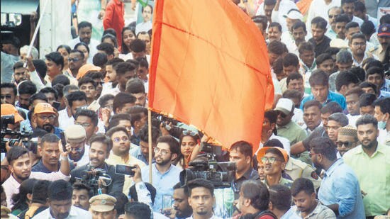 Thane, India - April 05, 2023: Aaditya Thackeray during the Janprakshobh Morcha, a protest rally by MVA activists from Shivsena (UBT), NCP and Congress, against Thane Police for its failure to take action against the culprits who assaulted UBT woman activist Roshni Shinde, from Chhatrapati Shivaji Maharaj Ground to Thane Police Commissionerate Office, in Thane, India, on Wednesday, April 05, 2023. (Praful Gangurde/HT Photo) (HT PHOTO)